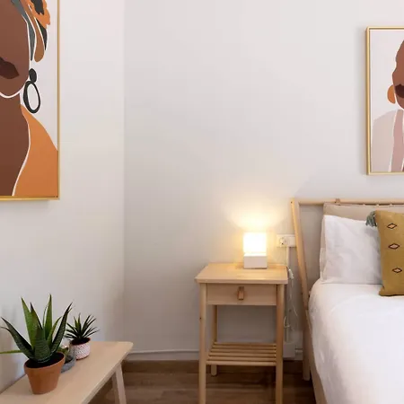 Apartmán 22par1006 Newly Refurbished 2bed In Paral Barcelona